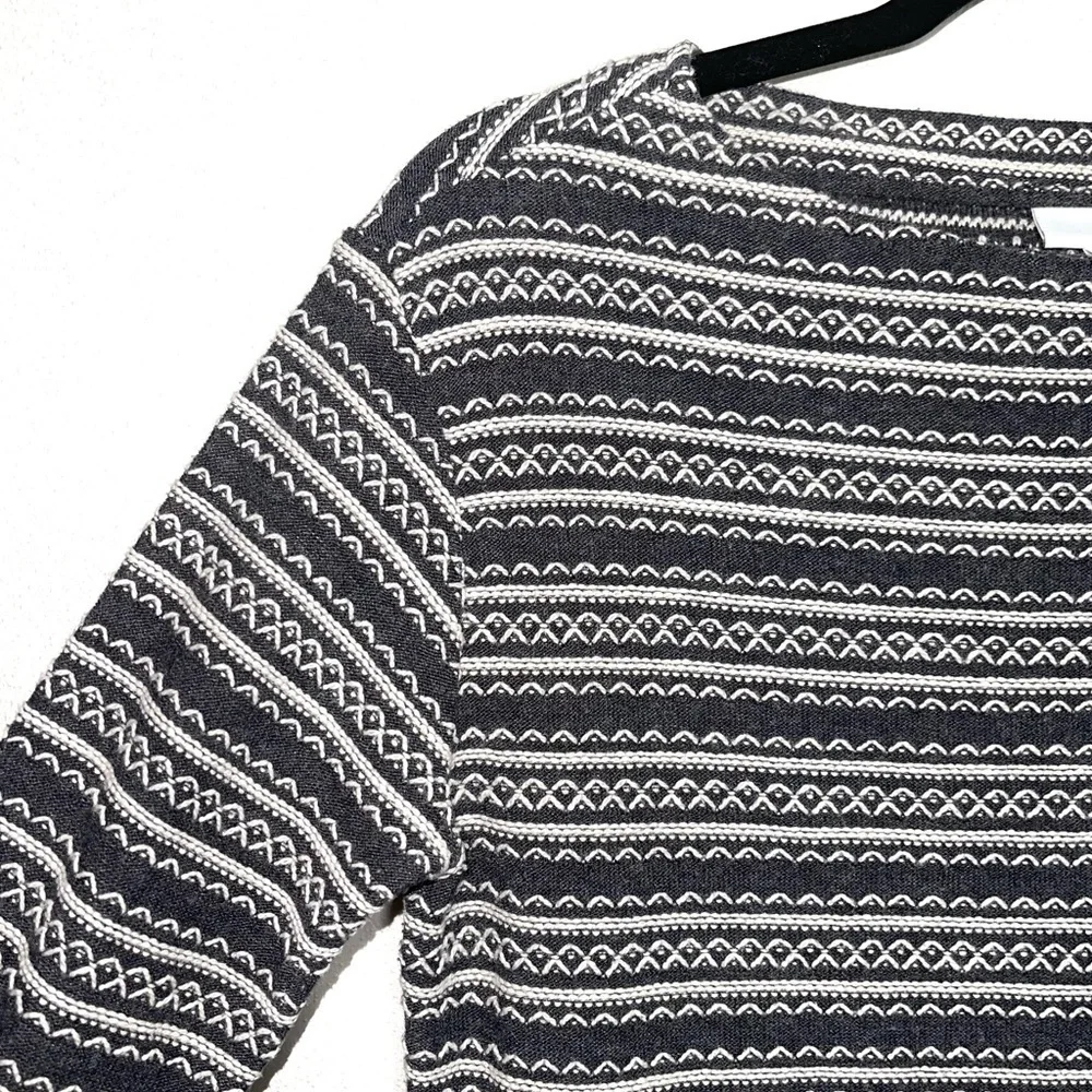 J. Jill Gray & White Embroidered Boatneck Pullover Sweater Xsmall Women’s